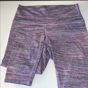 Lululemon pattern leggings